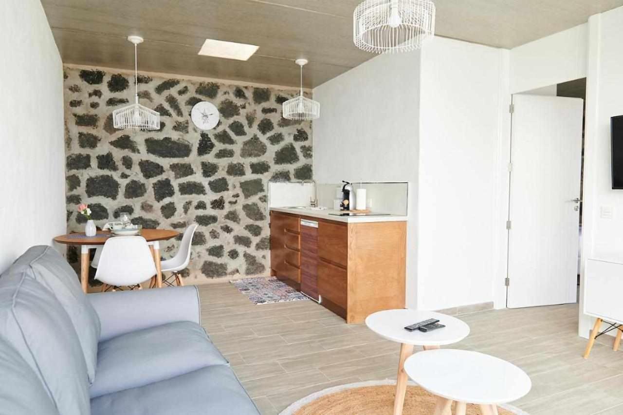 Suites Bene Lanzarote La Asomada  المظهر الخارجي الصورة